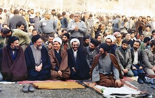 چگونه یک رهبر می‌تواند در جامعه عدالت اجرا کند؟