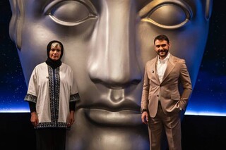 لادن مستوفی به «پرسونا» می‌آید