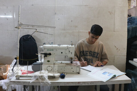 محمد نارویی  ۱۴ ساله ، دوست دارم فوتبالیست شوم .