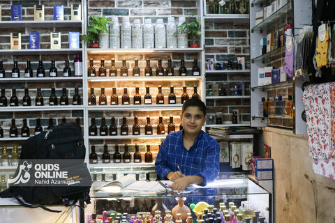 ابولفضل آذریان فر۱۴ ساله ، دوست دارم معلم شوم.  