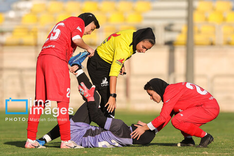 عکس روز | لیگ برتر فوتبال زنان - پرسپولیس و خاتون بم