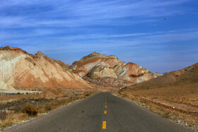 گزارش تصویری | کوه‌های رنگی ماهنشان - زنجان