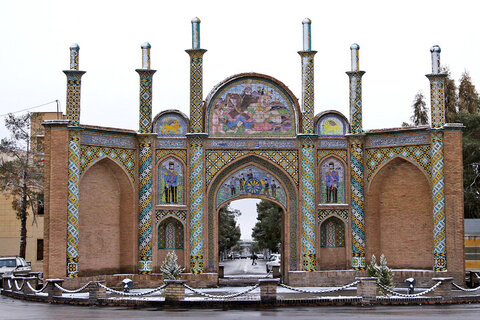 سمنان مصمم در حل چالش جمعیت و توجه به هویت بومی است