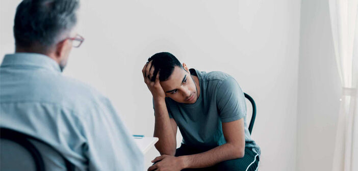 چرا افراد در دنیای پر تنش امروز به روانشناس مراجعه نمی‌کنند؟