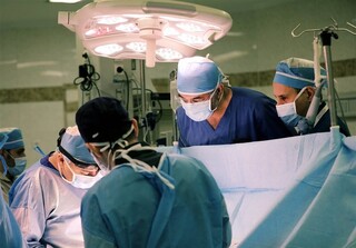 ایجاد «نیاز مصنوعی» در مردم توسط پزشک بلاگرها / سود اقتصادی، ارزش اخلاقی را به حاشیه می‌برد