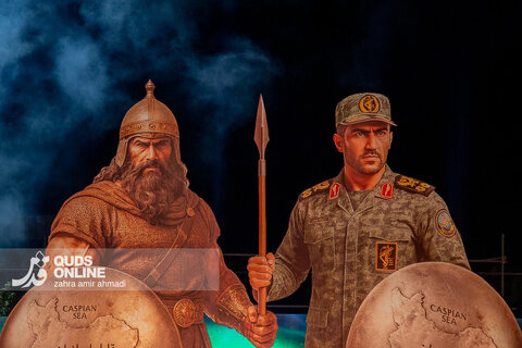 رونمایی از مجسمه «زانو زنندگان برابر ایران»