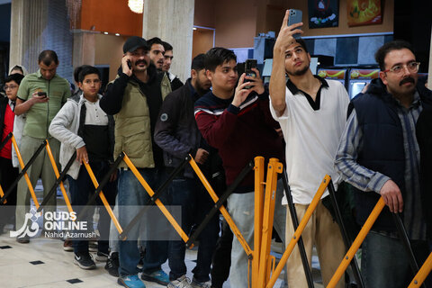 گزارش تصویری | اکران مردمی فیلم «آقای زالو » با حضور عوامل در مشهد