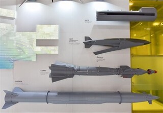 رسانه عبری: اسرائیل برای فشار بر پاکستان با هند قرارداد تسلیحاتی امضا کرد