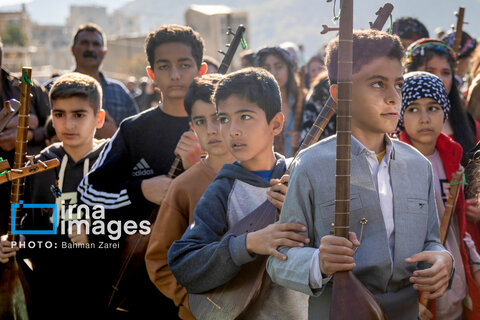 حضور کودکان و نوجوانان در جشن «خاونکار»