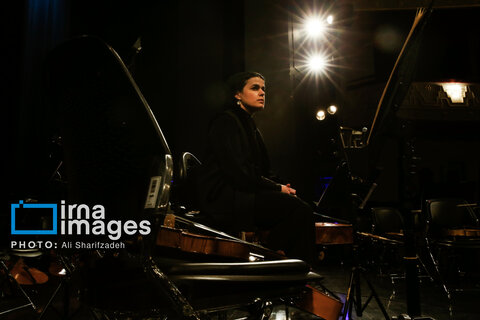 تصاویری از «پانیذ فریوسفی»؛ رهبر ارکستر سمفونیک تهران