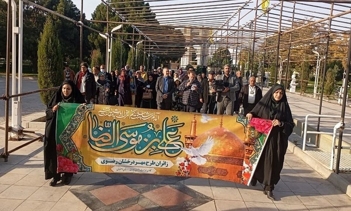 سفر کاروان عاشقی از شاهین‌شهر و میمه به مشهدالرضا(ع)