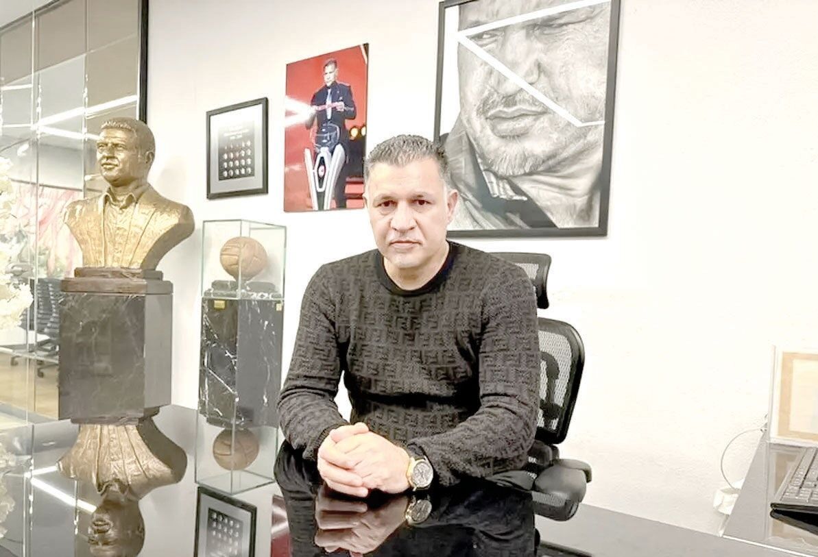 از فوتبال بازنشسته نشدم / فوتبال ایران دست اهالی فوتبال نیست / عشق به فوتبال در وجود من نمی‌میرد