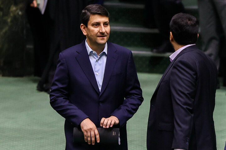 وزیر ارتباطات: از ۷۶ حکم اختصاصی برنامه هفتم، ۳۸ حکم اجرایی شده است