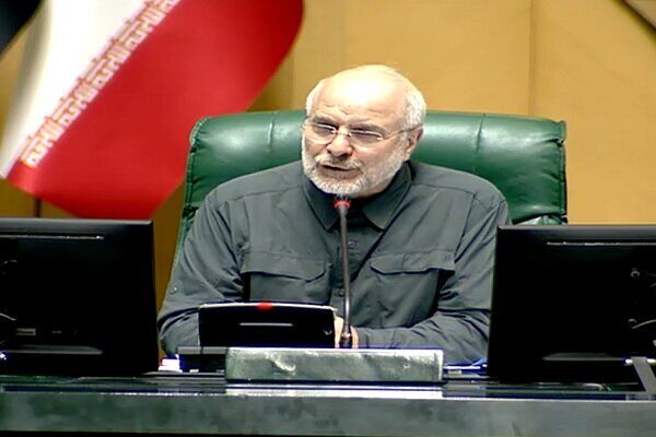 قالیباف: دیدن فرصت‌ها از دل تهدیدها مهمترین ویژگی حاج قاسم بود / ایران؛ اولویت اصلی همه ما