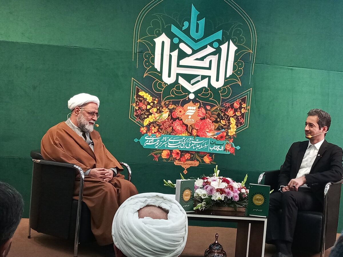 نماینده دفتر آیت‌الله‌العظمی سبحانی: کتاب«مناظرات امام رضا(ع) با ارباب مذاهب» اثر حضرت آیت‌الله سبحانی راهنمای پژوهش طلاب است