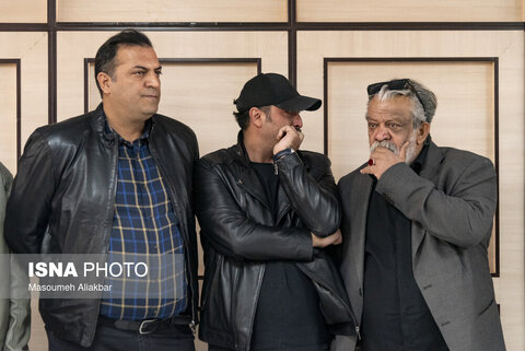 حضور چهره‌های شناخته شده در مراسم تشییع پیکر «همایون ارشادی»