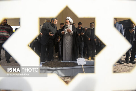 حضور چهره‌های شناخته شده در مراسم تشییع پیکر «همایون ارشادی»