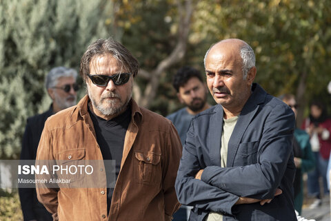 حضور چهره‌های شناخته شده در مراسم تشییع پیکر «همایون ارشادی»