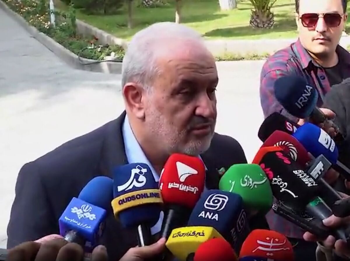 علی آبادی: چاه‌های آب شهرداری تهران می‌تواند بخشی از بحران آب را حل کند/ سوخت باشد در تامین برق مشکل نداریم