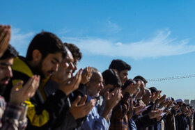 اقامه نماز طلب باران در مشهد