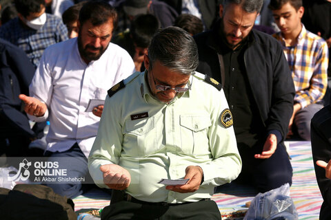 اقامه نماز طلب باران در مشهد