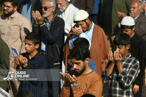 اقامه نماز طلب باران در مشهد
