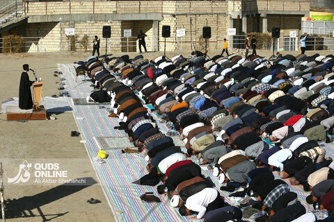 اقامه نماز طلب باران در مشهد