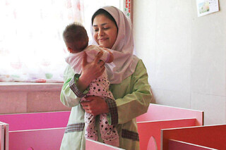 دختران مجرد هم می‌توانند فرزندخوانده بگیرند