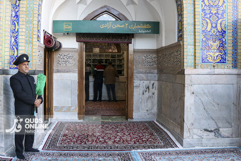 خدمت در لباس سبز و سفید