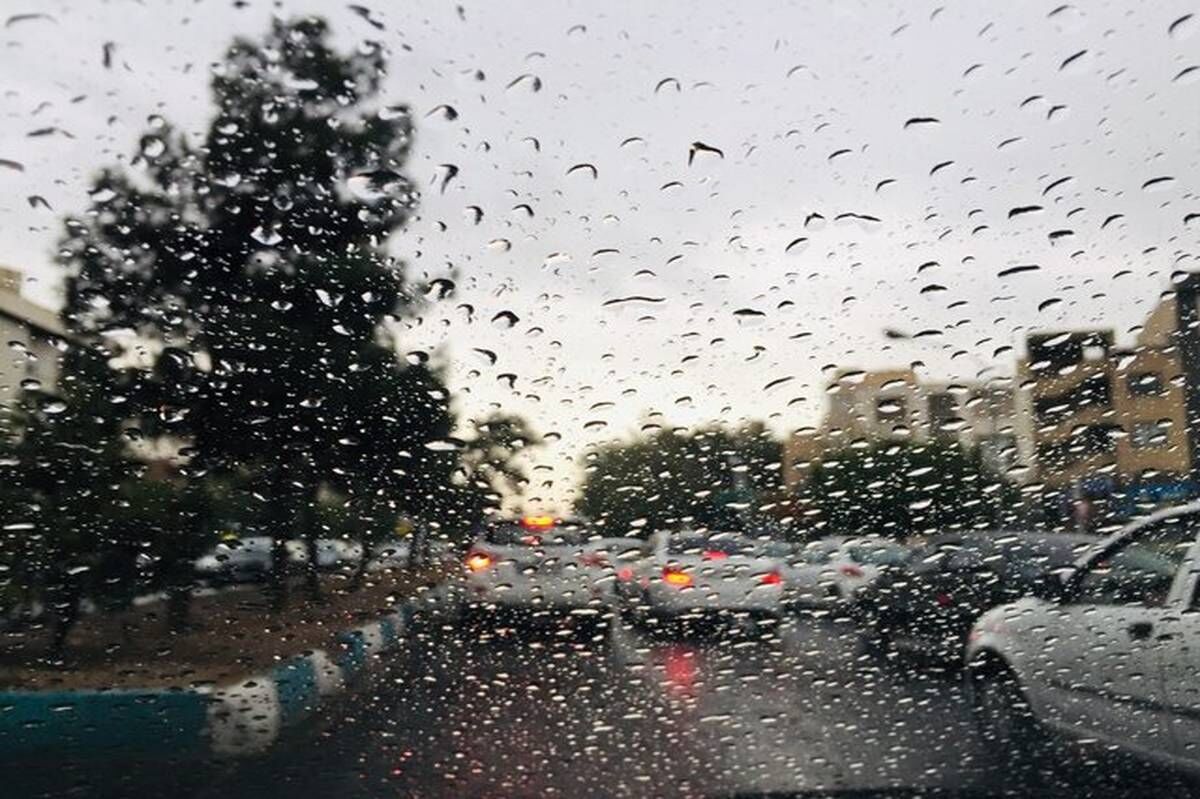 بارش باران در مناطق مختلف استان ایلام آغاز شد