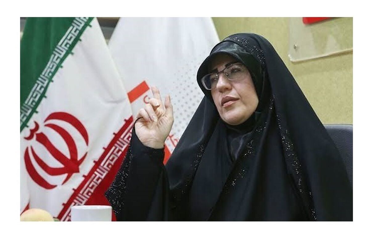 یک شاعر آیینی:
زنان در طول تاریخ پرچم‌داران ولایت‌مداری و یاور دین بوده‌اند