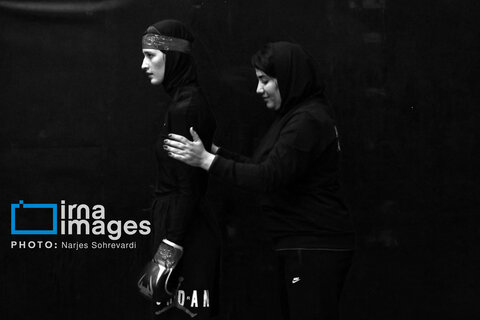 مسابقات MMA زنان قهرمانی کشور