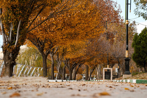 خرم‌آبادی‌ها عصرهای پاییزی را کنار «کیو» می‌گذرانند/ سرابی در شهر