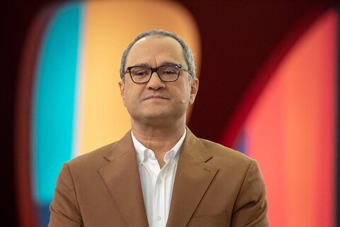 تمدید ثبت‌نام در مسابقه استندآپ کمدیِ رامبد جوان