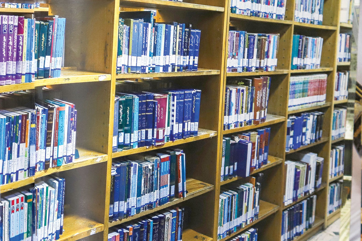 از عرض‌نویسی تا برگزاری جلسات متولی در کتابخانه