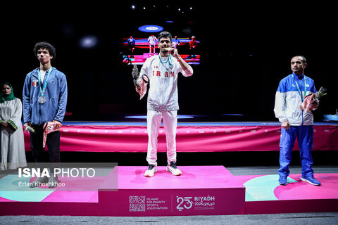 عکس روز | طلایی شدن ووشوکاران ایران در بازیهای کشورهای اسلامی