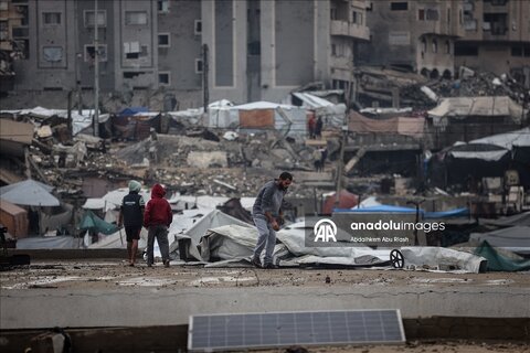 آبگرفتگی چادرهای آوارگان در غزه پس از بارش باران