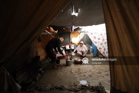 آبگرفتگی چادرهای آوارگان در غزه پس از بارش باران