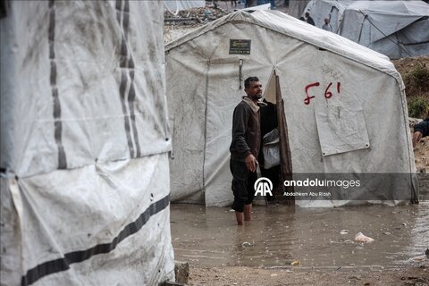 آبگرفتگی چادرهای آوارگان در غزه پس از بارش باران