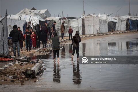 آبگرفتگی چادرهای آوارگان در غزه پس از بارش باران
