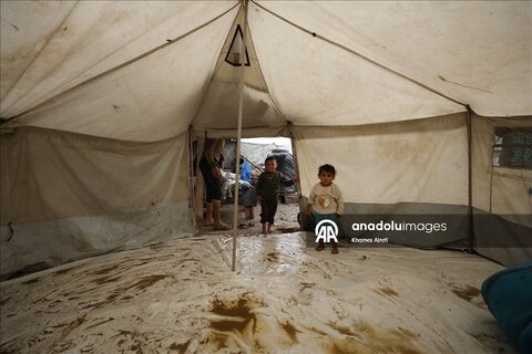 آبگرفتگی چادرهای آوارگان در غزه پس از بارش باران