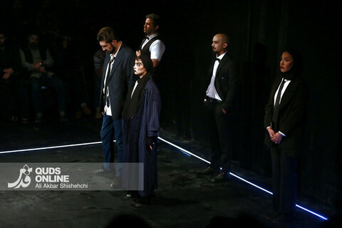 گزارش تصویری | اجرای نمایش "آرکتایپ"