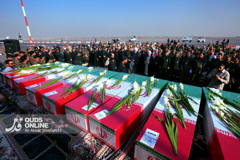 گزارش تصویری | مراسم استقبال از پیکر مطهر 13 شهید گمنام - فرودگاه شهید هاشمی‌نژاد مشهد