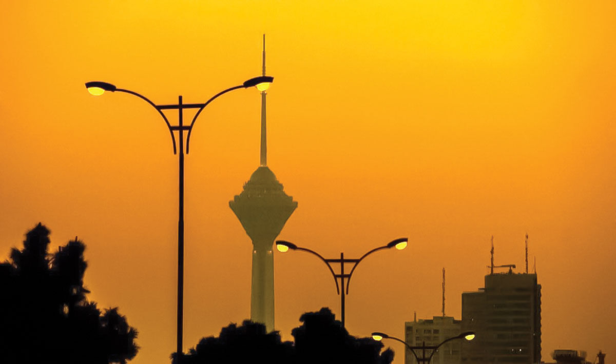 چالشهای گریز از مرکز