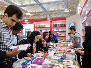 نگاهی به نقش‌آفرینی مؤسسه جوانان آستان قدس رضوی در ترویج فرهنگ کتاب و کتاب‌خوانی/اینجا دغدغه نسل نو مهم است