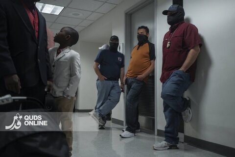 تصاویری از داخل دادگاه‌های مهاجران در آمریکا