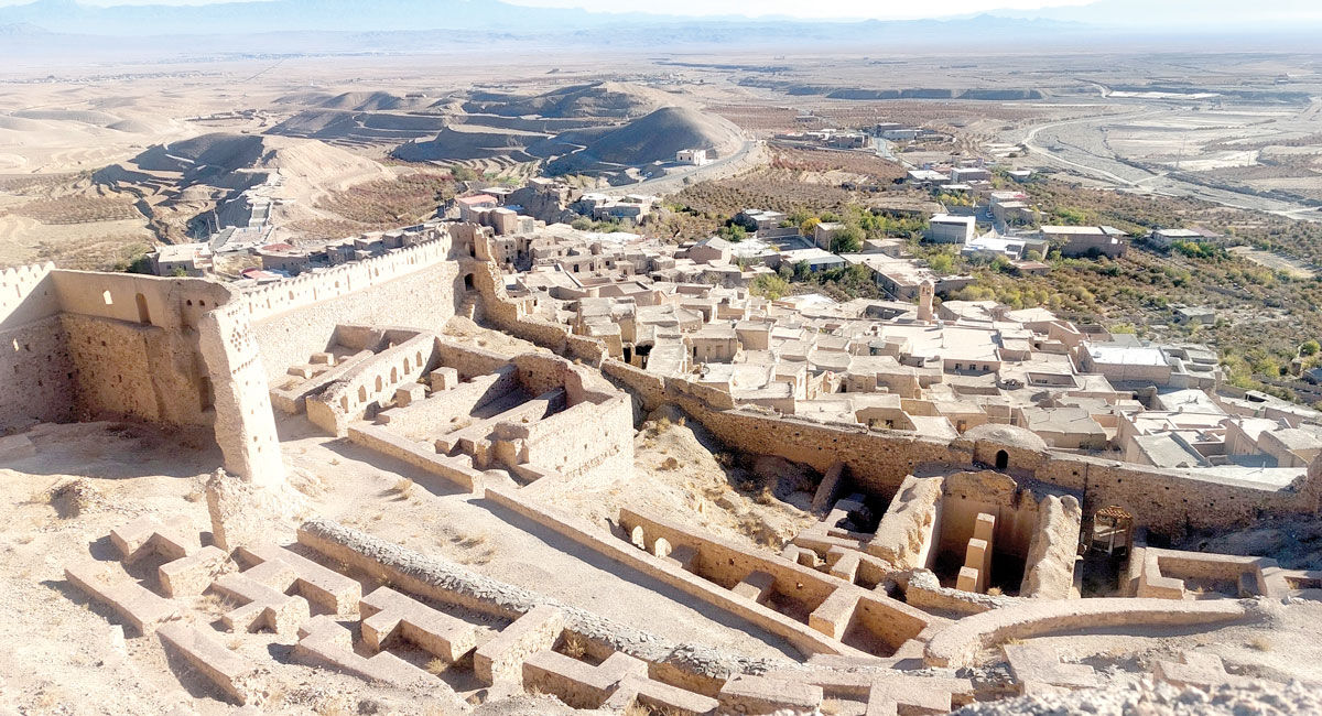 قهستان؛ دیار قلعه‌ها، کتیبه‌ها و آیین‌ها