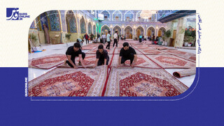 فیلم | لحظاتی از مراسم تعویض فرش‌های حرم حضرت عباس(ع)