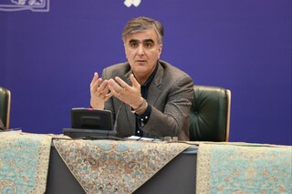 فرزین : سهامداران اصلی بانک ها شفاف نیستند/ بنگاهداری عامل زیان بانک ها