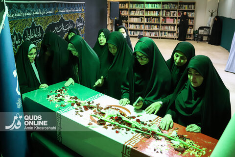 گزارش تصویری | مراسم تجدید میثاق با شهدا - موسسه فرهنگی قدس